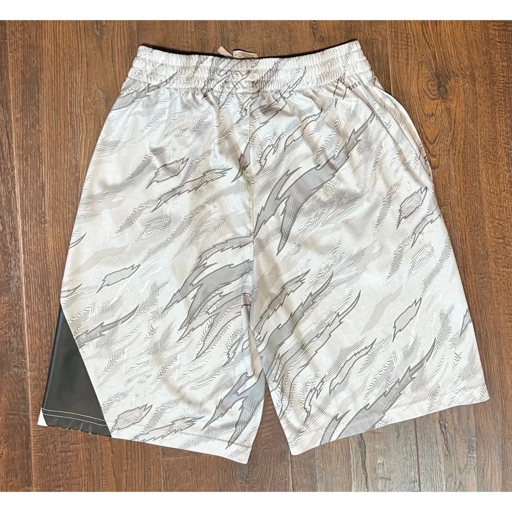 Adidas Kids Boys Shorts Large 14/16 White Grey Graphic Athletic Basketball Mesh